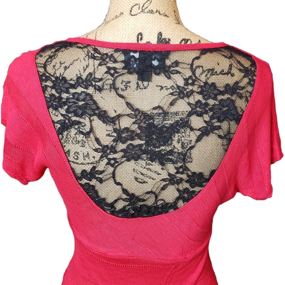 By & By Red Knit Shirt With Lace Back Detail - Picture 5 of 5